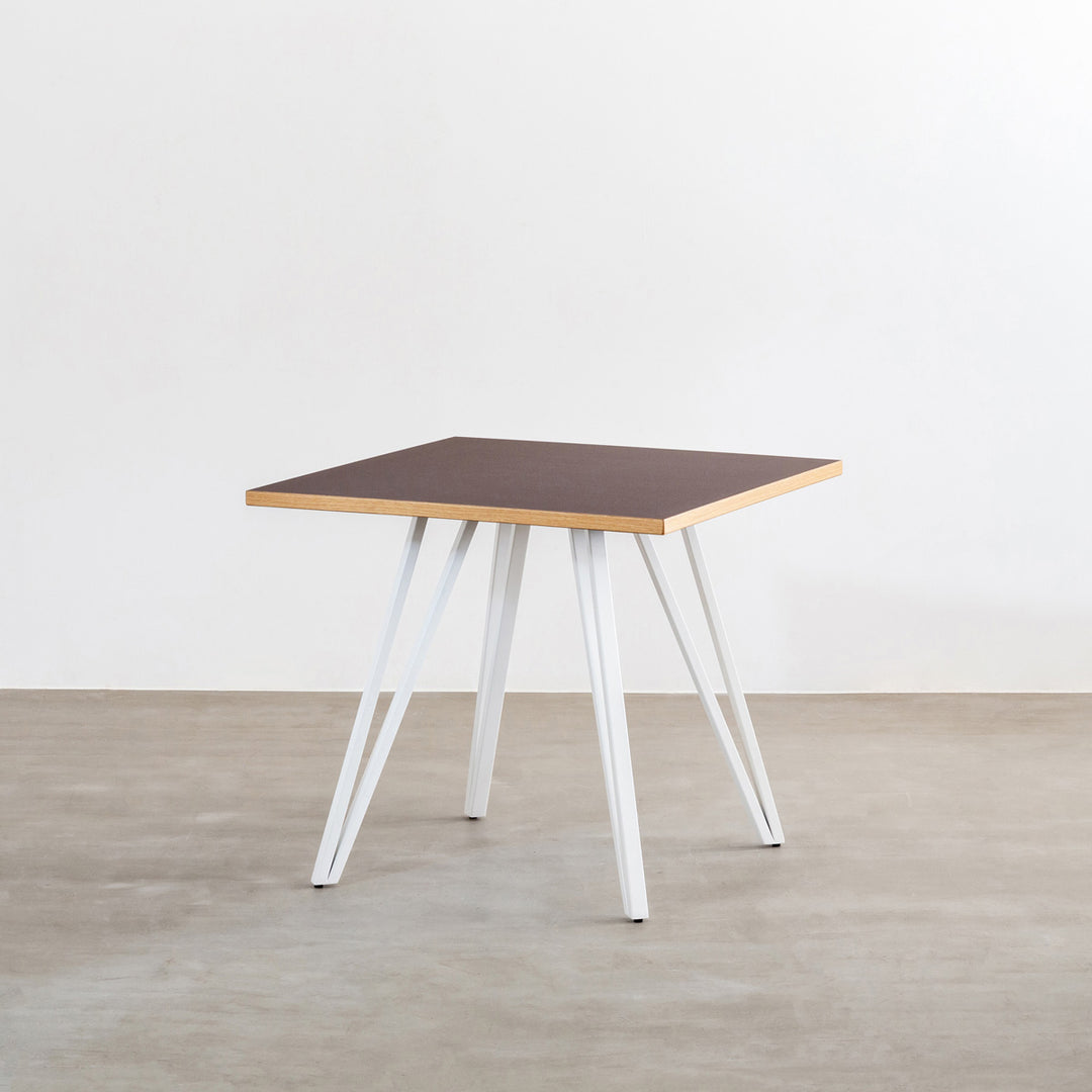 THE CAFE TABLE / リノリウム White Steel トライアングル 4pin