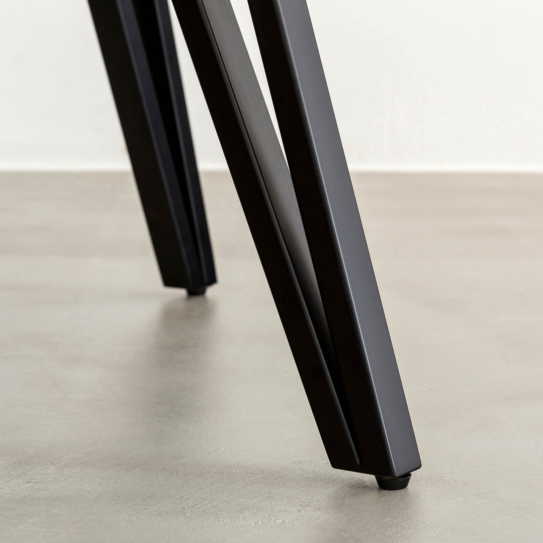 THE CAFE TABLE / ラバーウッド Black Steel トライアングル 4pin