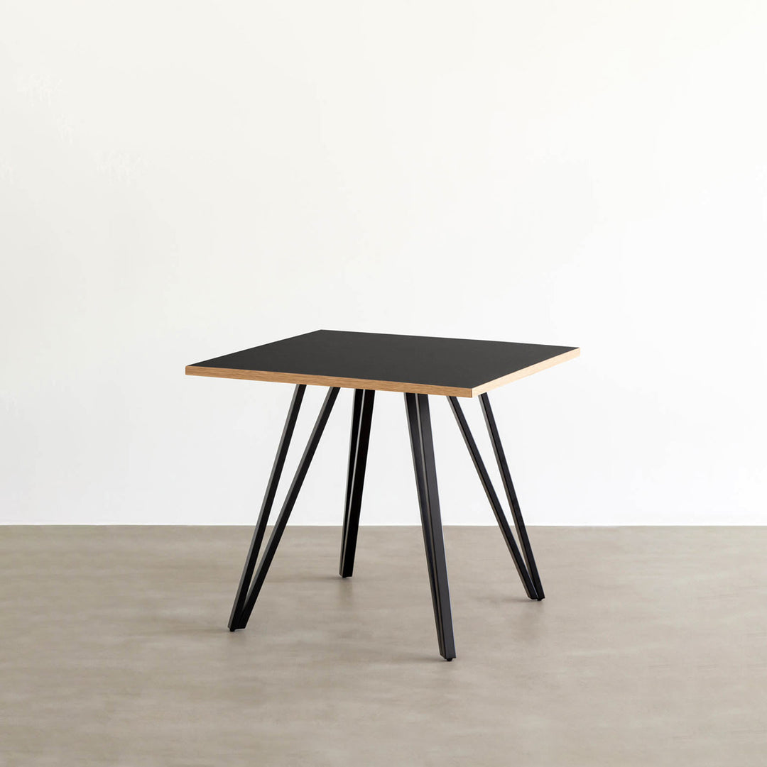 Kanademono THE CAFE TABLE リノリウム 4pin THE CAFE TABLE / リノリウム Black Steel トライアングル 3pin