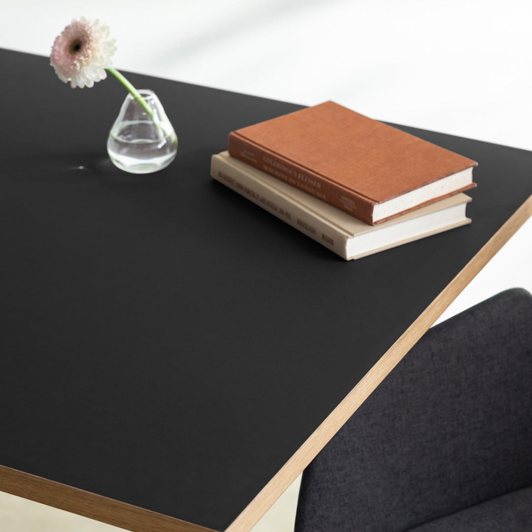 THE CAFE TABLE / リノリウム Black Steel 4pin × スクエア 60 THE CAFE TABLE / リノリウム Black Steel 4pin × スクエア 60