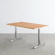 KANADEMONOの長良杉天板にIラインのステンレス脚を合わせたシンプルで気品あるテーブル