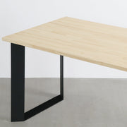 KANADEMONOのパイン材とマットブラックのスラッシュスクエア型の鉄脚を組み合わせたシンプルモダンなテーブル（天板と脚）