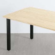 KANADEMONOのパイン材とマットブラックのスクエアバー型の鉄脚を組み合わせたシンプルモダンなテーブル（天板と脚）
