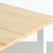 KANADEMONOのパイン天板とマットホワイトのスクエアスチール脚を組み合わせたテーブル（天板）
