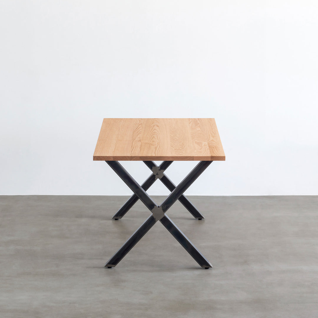 THE TABLE / 無垢 レッドオーク × Black Steel（クリア塗装） – KANADEMONO