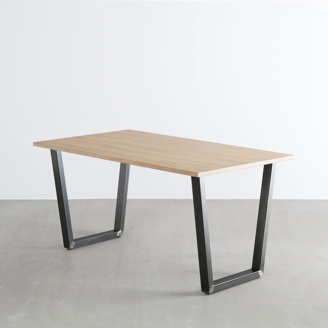 THE TABLE / ラバーウッド アッシュグレー × Black Steel（クリア塗装