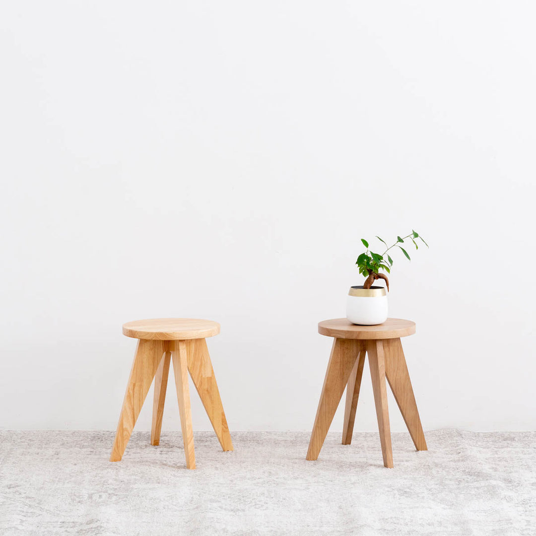 Eco - Simple ソリッドスツール ラバーウッド材 – KANADEMONO