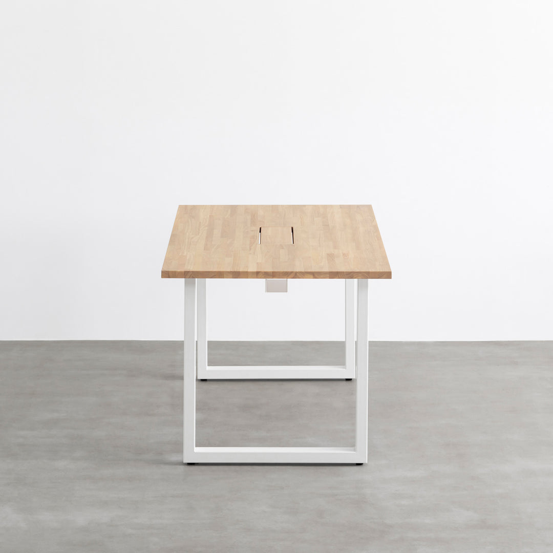 最新作の THE TABLE 配線 Steel White × アッシュグレー ラバーウッド / パソコンデスク