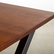 かなでもののチークブラウンのラバーウッドとマットブラックのX型の鉄脚を組み合わせたシンプルモダンなテーブル6