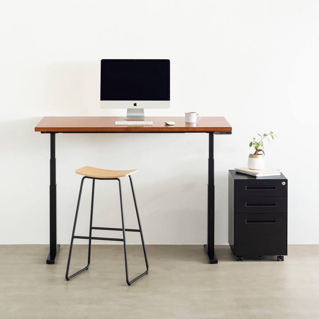 THE TABLE / ラバーウッド ブラウン × スマート電動昇降脚 – KANADEMONO