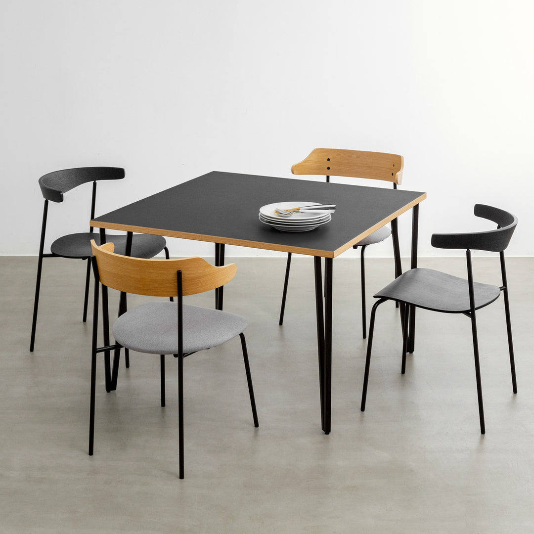 THE CAFE TABLE / リノリウム Black Steel 3pin × ラウンド φ60