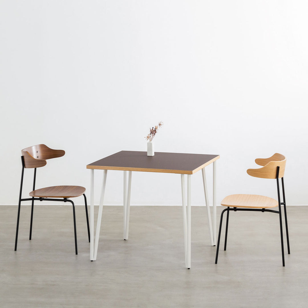 THE CAFE TABLE / リノリウム Black Steel トライアングル 4pin