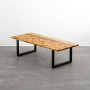 かなでものの杉無垢材の天板とレクタングル鉄脚を組み合わせたローテーブル