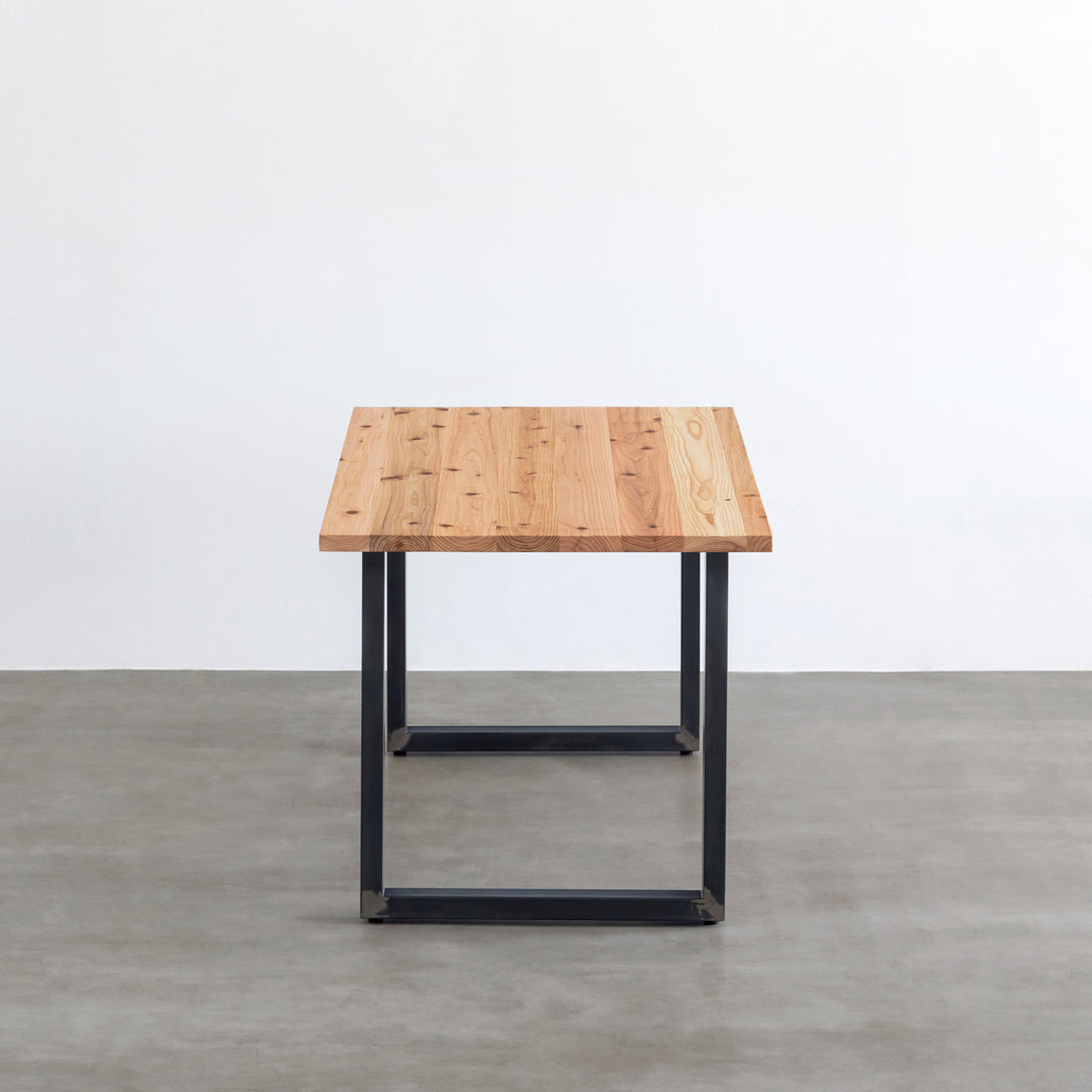 THE TABLE / 無垢 杉 × Black Steel（クリア塗装） – KANADEMONO