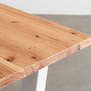 かなでものの杉無垢材とホワイトのトラペゾイド鉄脚を組み合わせたシンプルモダンなテーブル4