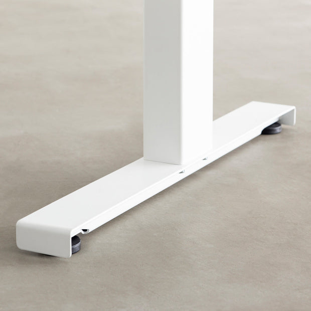 KANADEMONOのスマート電動昇降脚ホワイトの単品画像（床設置面）