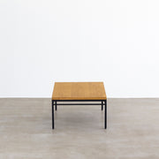 オーク天然木＋ブラックアイアンのシンプルなデザインが洗練された印象のセンターテーブル・Mサイズ（側面）