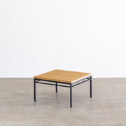 オーク天然木＋ブラックアイアンのシンプルなデザインが洗練された印象のセンターテーブル・Sサイズ