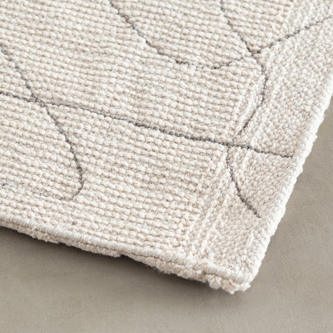 Drawing Design Ivory/Gray Mat 50×70 – KANADEMONO Drawing Design Ivory/Gray Mat 50×70 – KANADEMONO