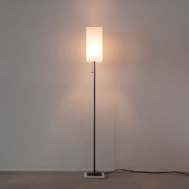 Slim - Elegant　Floor Lamp