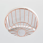 かなでものの成型板とスチールを組み合わせバスケットにはアイアンを使用したモダンなホワイトのサイドテーブルのバスケット部1