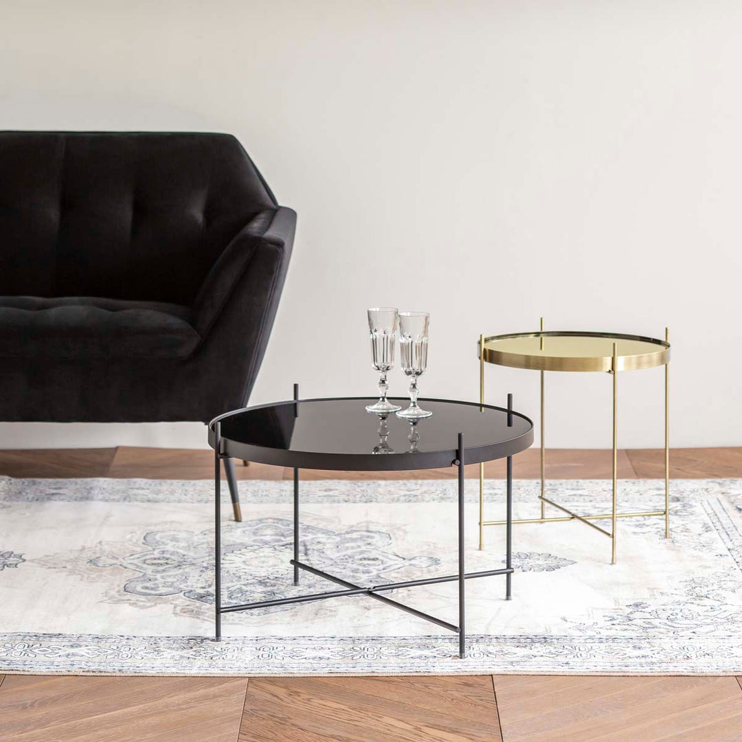 Round Modern Metal Side Table - M – KANADEMONO Round Modern Metal Side Table - M – KANADEMONO