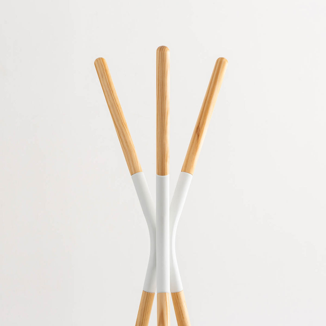 Tipi パイン無垢材 コートラック – KANADEMONO