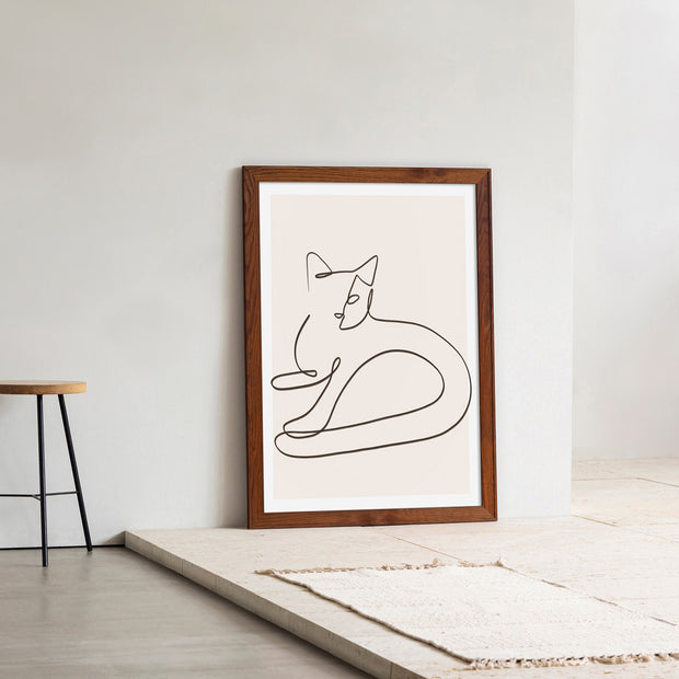 KANADEMONOの猫をモチーフにしたモダンなドローイングアートA１＋木製ブラウンレーム（エントランス使用例）