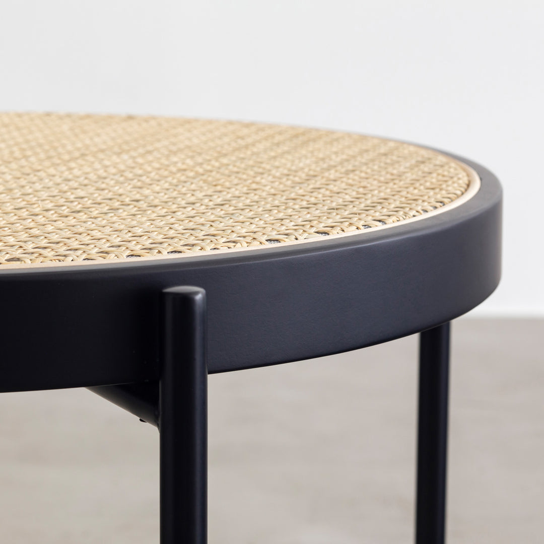 Rattan × Modern Black Steel Round Low Table – KANADEMONO