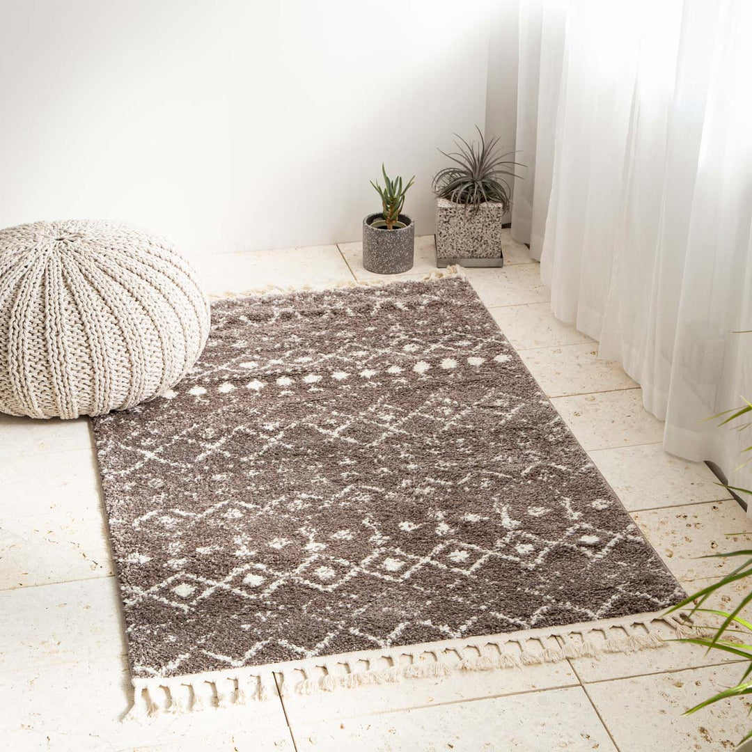 Contemporary Nomad Rug 120×180 – KANADEMONO