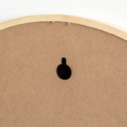 ナチュラルのパイン材を使用した シンプルなデザインのミラー(裏面・Lサイズ）・クローズアップ