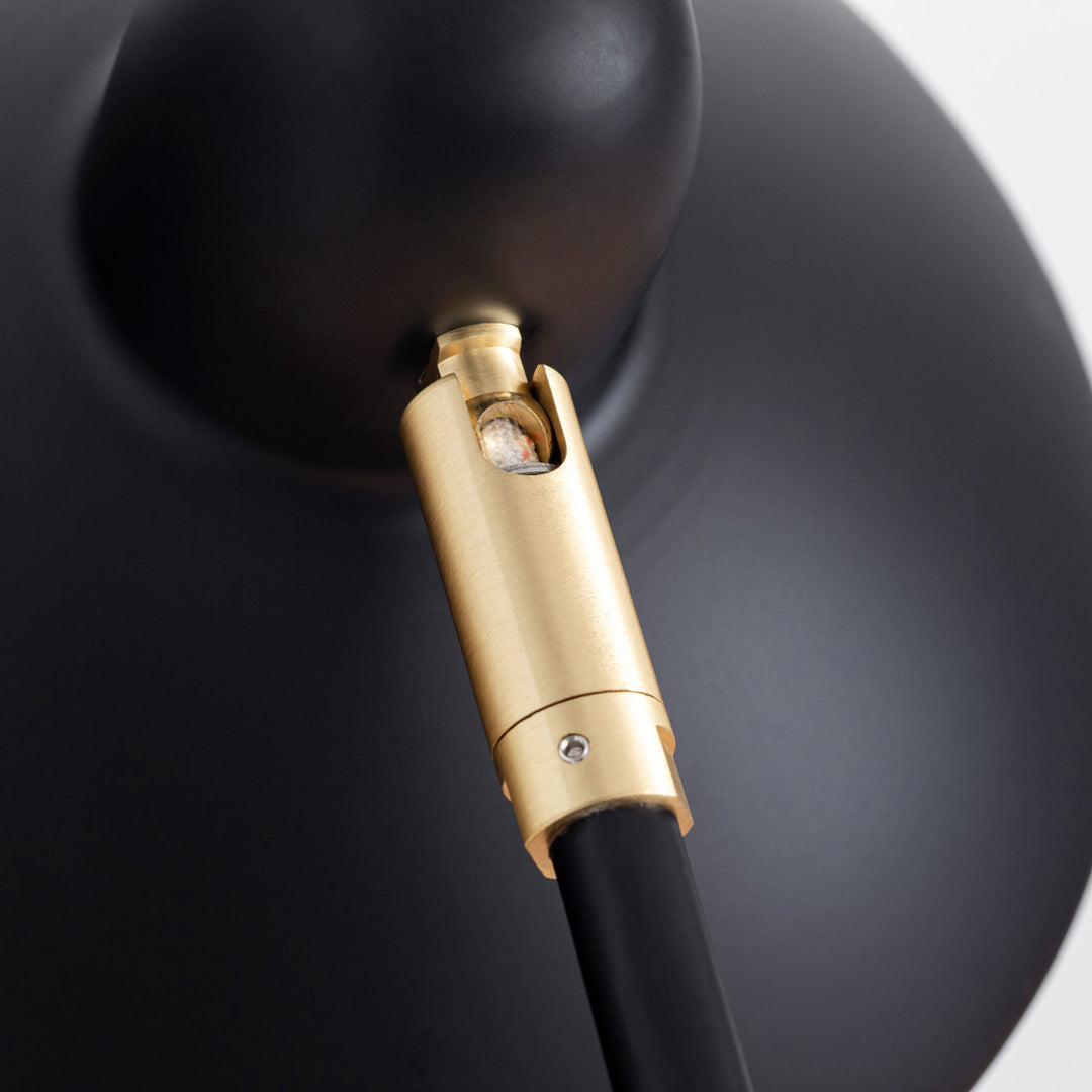 Elegant - Brass Modern Table Lamp – KANADEMONO