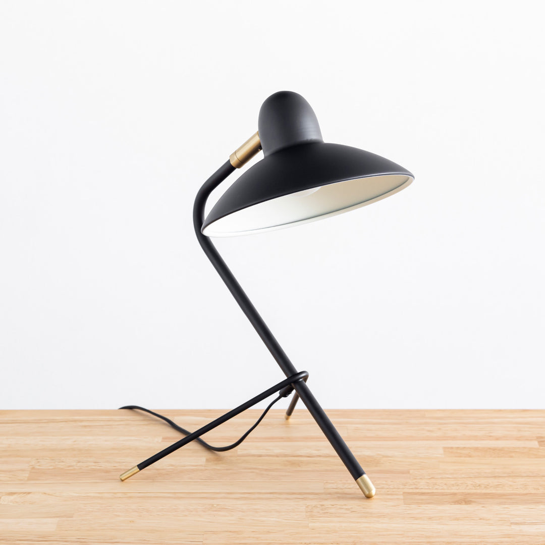 Elegant - Brass Modern Table Lamp – KANADEMONO